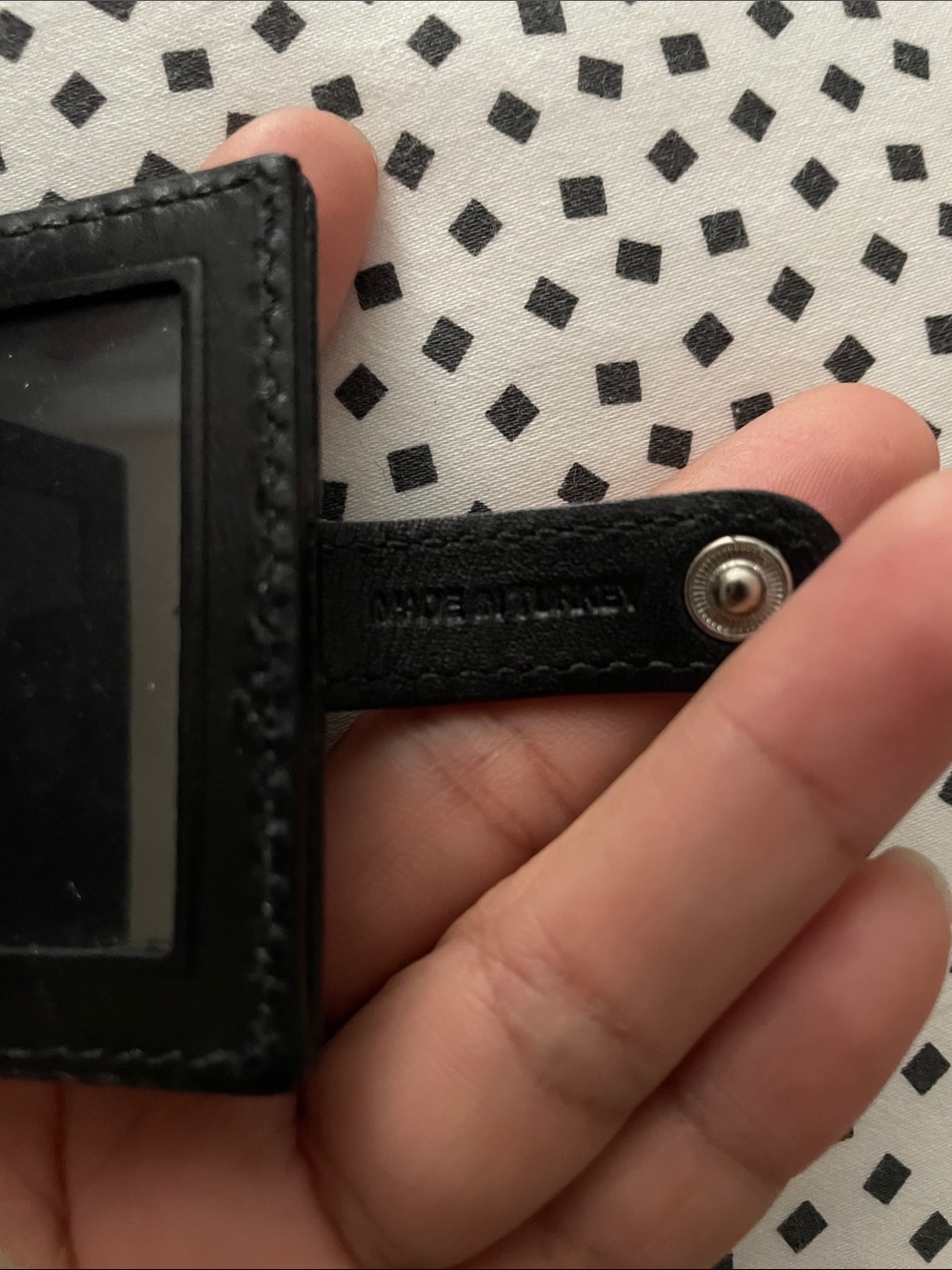 Mini Coach Bifold Photo Holder Wallet - Picture 4 of 7